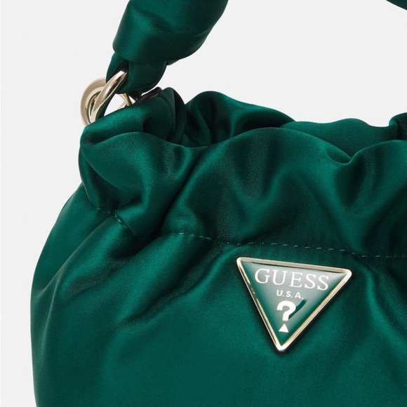 Guess Green Mini Bag with Chain Strap and Ruched Texture - Picture 3 of 9